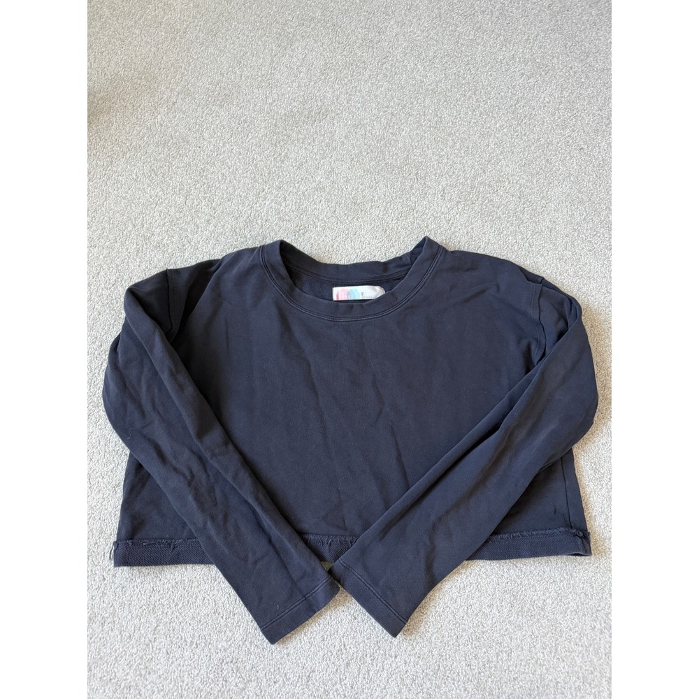 FP Beach Sweatshirt Womens Size M Black Cropped Long Sleeve Raw Hem Crew Neck
